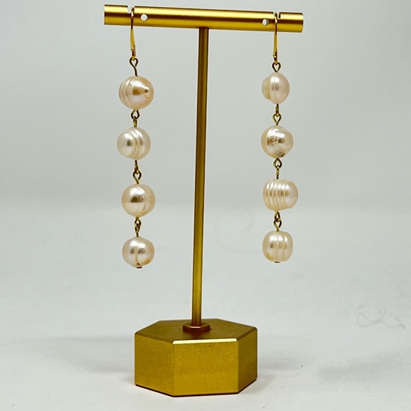 Baroque pale pink freshwater Pearl dangle earrings 3” - Picture 3 of 4